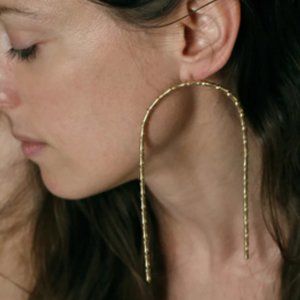 GORGEOUS Long Gold Statement Earring